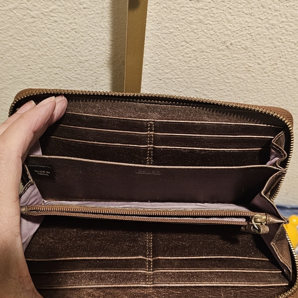 Coach Signature Brown Metalic Leather  Wallet - Picture 4 of 7